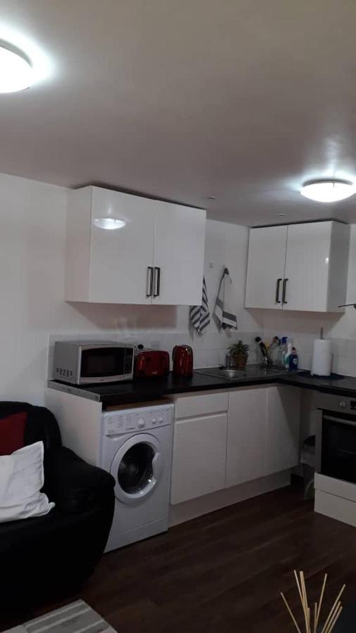 Cosy London Holiday Home מראה חיצוני תמונה